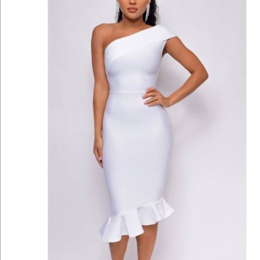 2 One shoulder dresses for sale! Runs small.